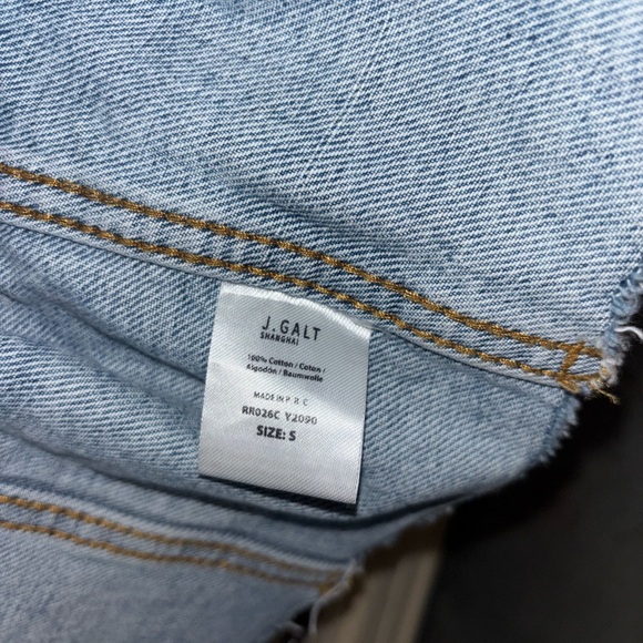 Brandy Melville Denim Cropped Jacket - Picture 2 of 2